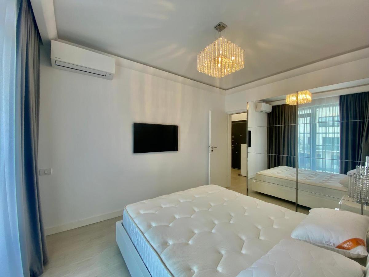 Valy Apartments Summerland Mamaia Exterior photo