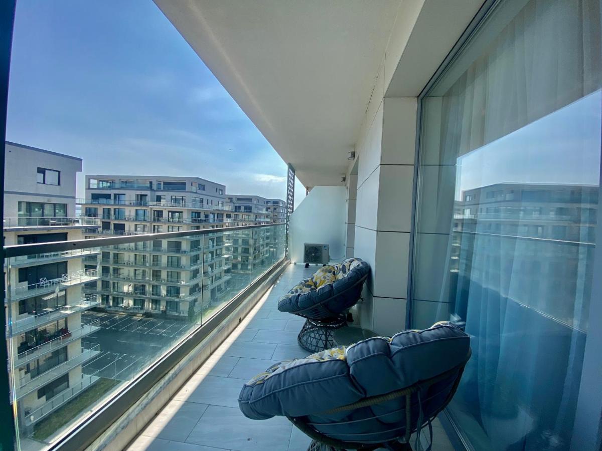Valy Apartments Summerland Mamaia Exterior photo